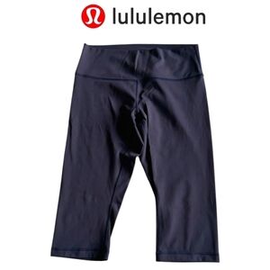 LULULEMON Wunder Under HR 1/2 Tight *Full-On Luxtreme 17" in Navy • 10